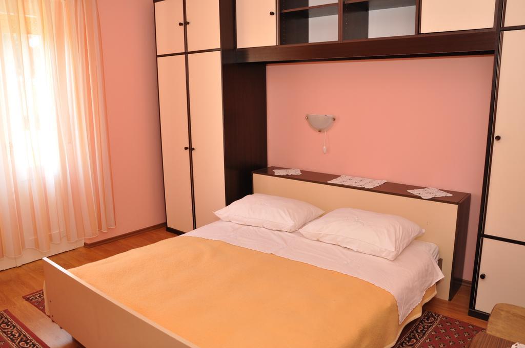 Apartments&Rooms Brna Banjol Kamer foto