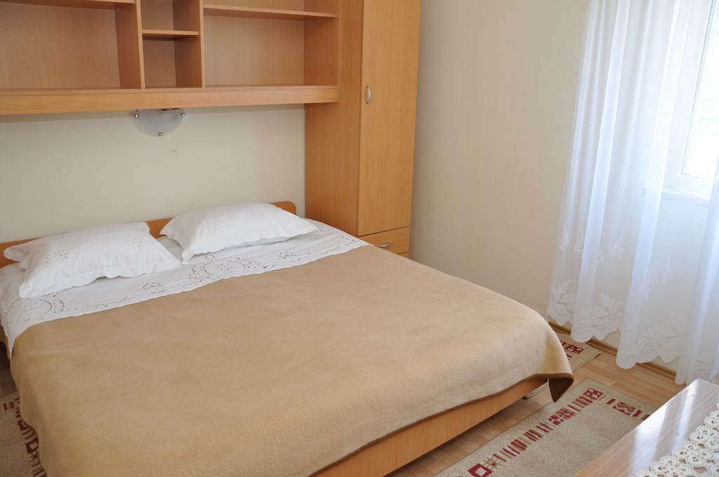 Apartments&Rooms Brna Banjol Kamer foto